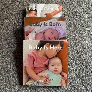 Lovevery New Sibling Board Book Set